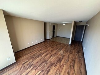 7601 W Donna Ct Unit 7601 #3, Milwaukee, WI 53223