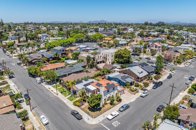 City grids neatly divide South Park into residential blocks.