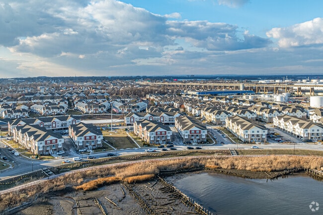 Harbortown is a charming part of Perth Amboy, a former resort town known for its coastal amenities, shopping, and dining.