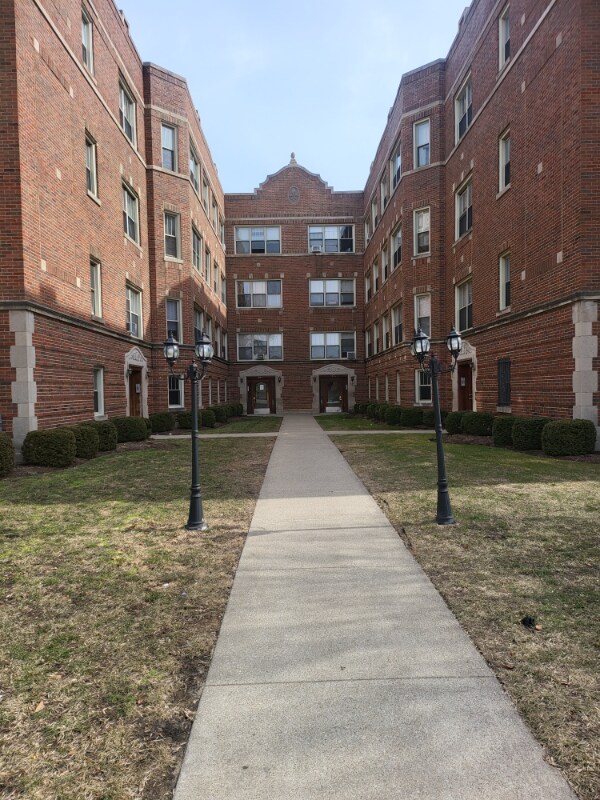 7041 S Constance Ave Unit 7043-1A, Chicago, IL 60649