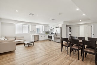1348 W 35th St, Los Angeles, CA 90007