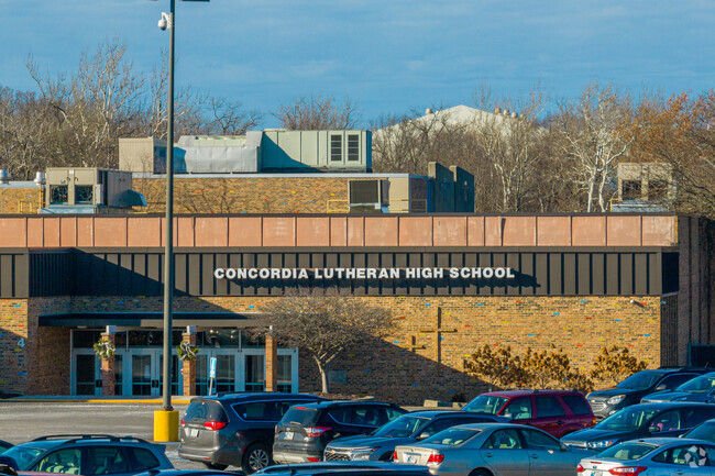Fort Wayne's Concordia Lutheran High School has 710 students.