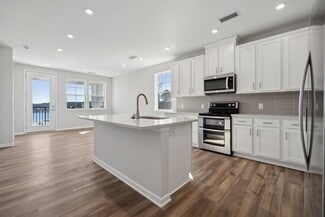 6977 Waterstone Dr Unit 36581752, Sherrills Ford, NC 28673