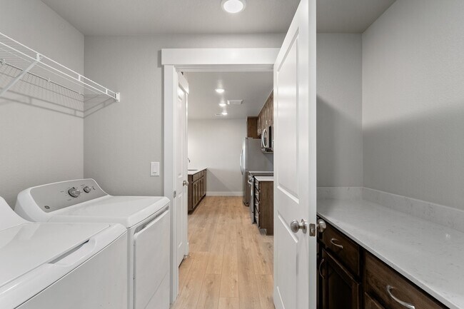 4260 Vulcan Creek Dr unit 102, Loveland, CO 80538 - photo 7