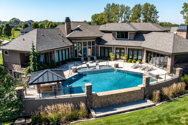 The largest homes of Westridge have exterior amenities that are second-to-none.