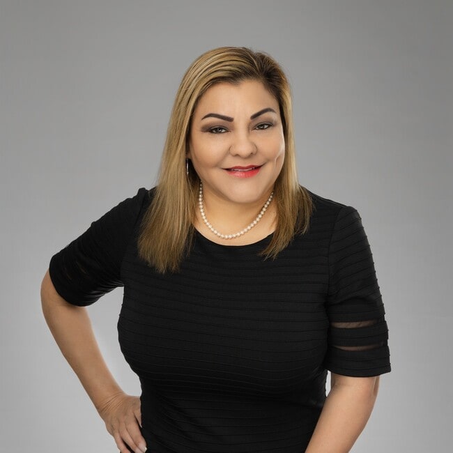 Agent Photo