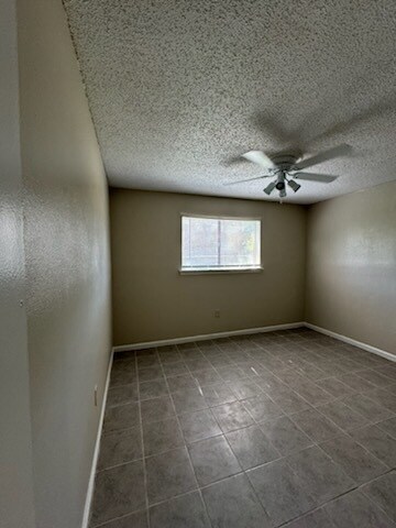 1754 Cedar Lake Dr unit D, Baton Rouge, LA 70808 - photo 4