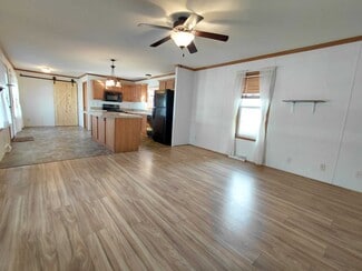 2022 Mockingbird Place NW, Stewartville, MN 55976