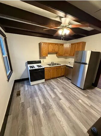 390 N Mckean St unit 4, Kittanning, PA 16201 - photo 6