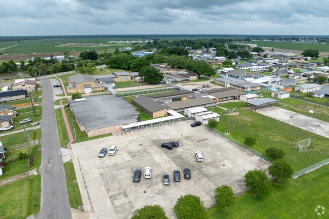 Lockport Upper Elementary School prepares students for middle school.
