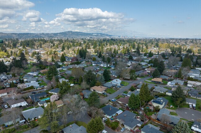 The Lewelling neighborhood is surrounded by beautiful cloudscapes year-round.