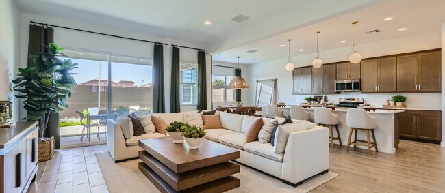 24308 N 167th Ln unit 36033321, Surprise, AZ 85387 - photo 4