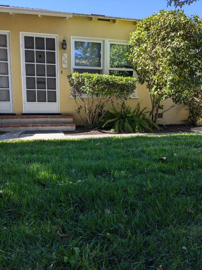 11657 Magnolia Blvd Unit 11657 Magnolia Gardens, North Hollywood, CA 91601