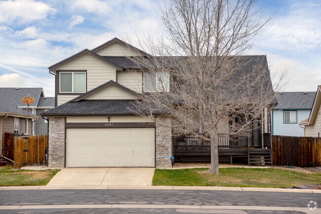 Single-family homes in Holly Point offer private driveways near Cherry Park and Nott Lake.