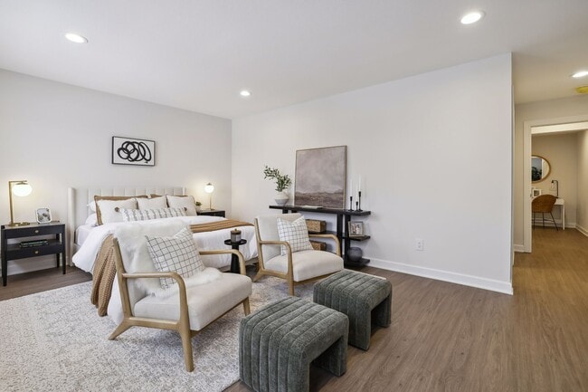 2489 Cedarwood Ln, River Falls, WI 54022 - photo 3