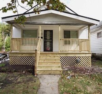 8193 Traverse St, Detroit, MI 48213