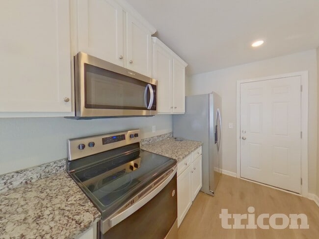 2124 Southlea Dr, Inman, SC 29349 - photo 5