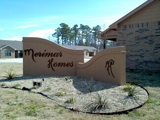 9010 Holmes Ln, Texarkana, TX 75503