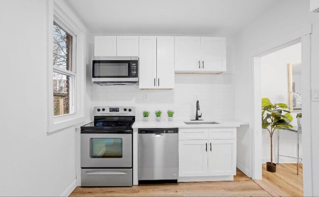 1214 E Stafford St, Philadelphia, PA 19138 - photo 4