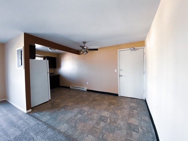 Springcrest Apartments, Willowick, OH 44095 - photo 2