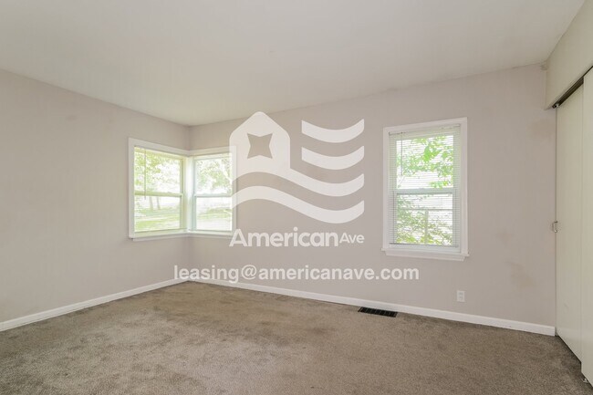 2220 Gaebler Ave, Saint Louis, MO 63114 - photo 7