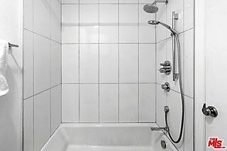 Hollywood Regis Condominiums unit 219, Los Angeles, CA 90046 - photo 5