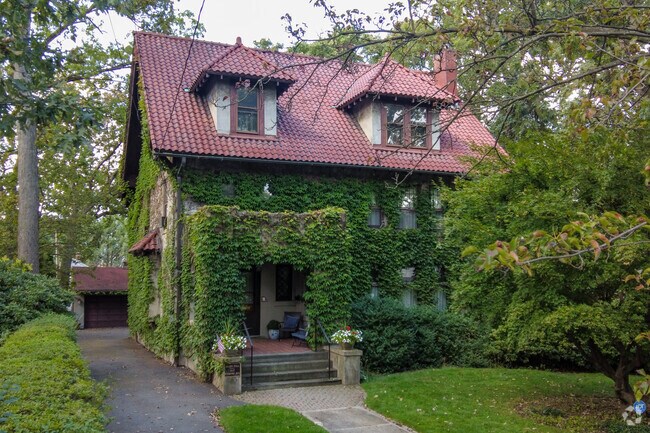 Ivy and refined architecture go snugly together in Greenridge.