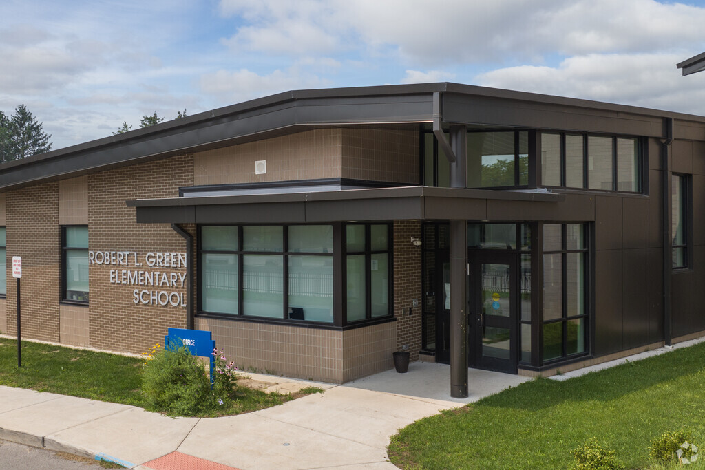 Green Elementary School, East Lansing MI Rankings & Reviews - Homes.com