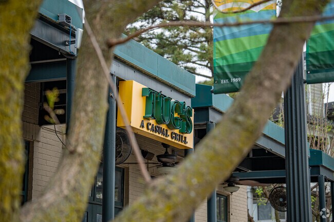 Tug's is one of Mud Island's Laid-back Sports Bar.