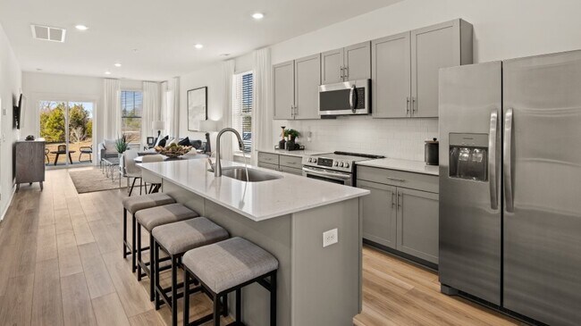 1714 Manuka Ln, Columbia, TN 38401 - photo 2