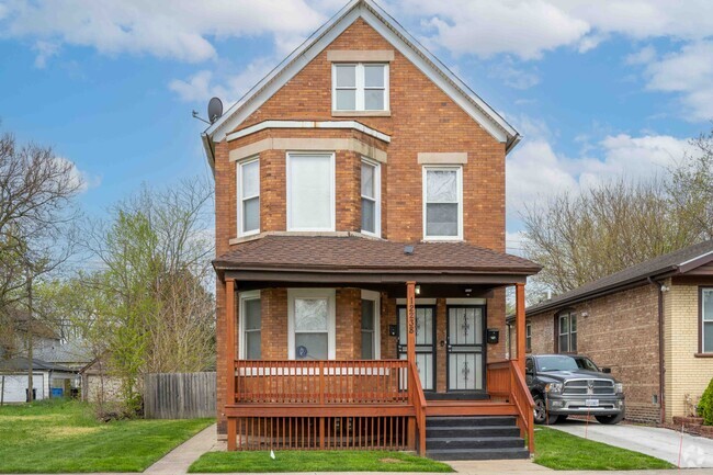 West Pullman has many wonderful cozy homes in its quaint neighborhoods.