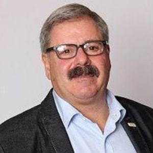 Steven Petrello