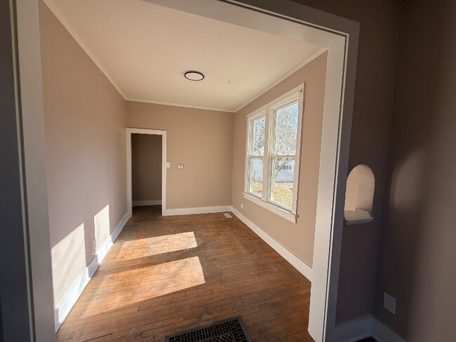 1115 S Cedar St, Ottawa, KS 66067 - photo 4