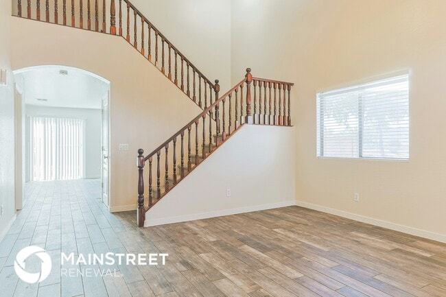 8473 W Riley Rd, Tolleson, AZ 85353 - photo 2