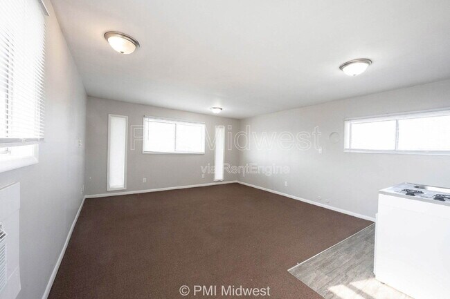 7046 Us-36 unit 16, Avon, IN 46123 - photo 7