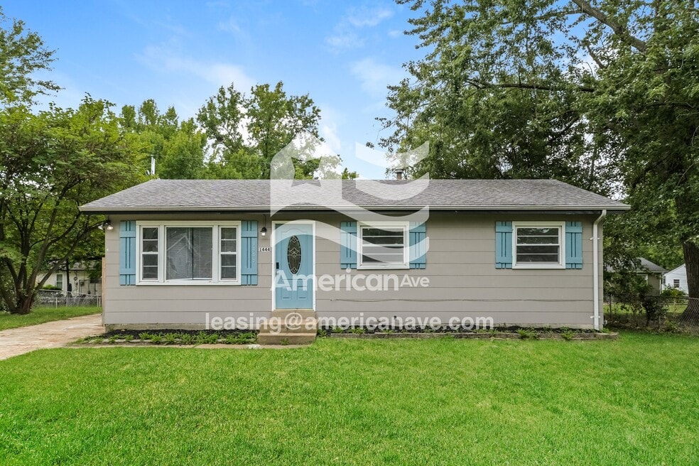 1444 Fairmeadows Ln, Saint Louis, MO 63138 - photo 1