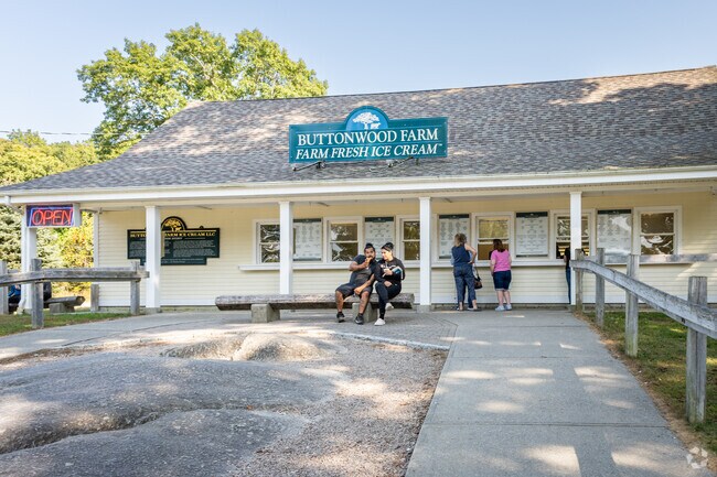 Indulge in farm fresh cow ice cream at Buttonwood Farm, close to Griswold.