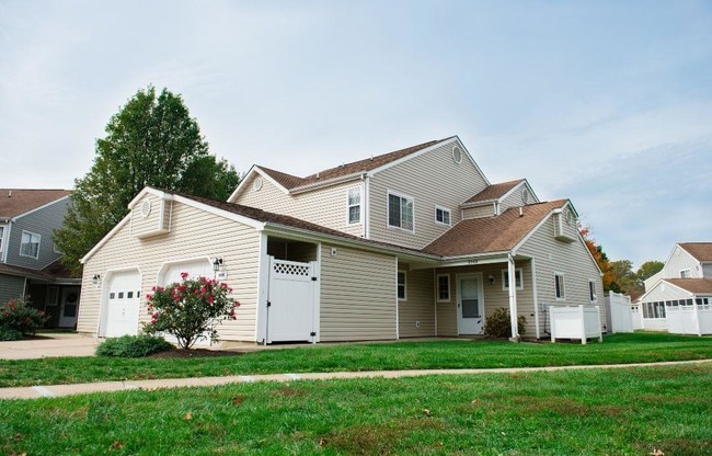 Dahlgren Townhomes ** No Cost Utilities *, Dahlgren, VA 22448 - photo 2