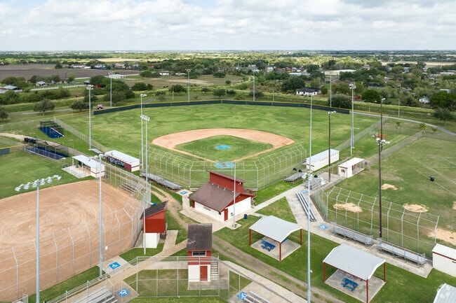 The Veterans Memorial Park Sports Complex offers a 0.70 mile route for walkers and runners.