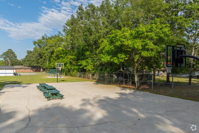 Kids can play basketball at United Christian Academy.