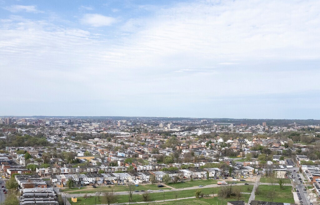 Ednor-Gardens Lakeside has a population of over 5,500 residents.