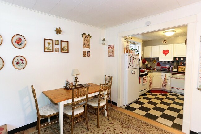 2647 N Sacramento Ave unit GDN, Chicago, IL 60647 - photo 6