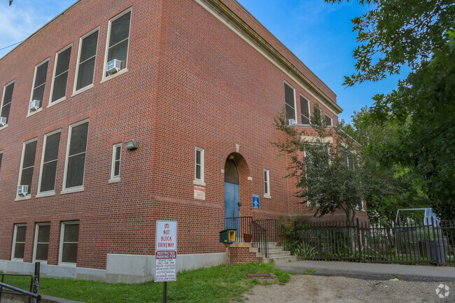 Pauline Agassiz Shaw Elementary School believe in developing critical thinkers.
