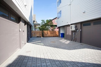 5735 N Albina Ave, Portland, OR 97217