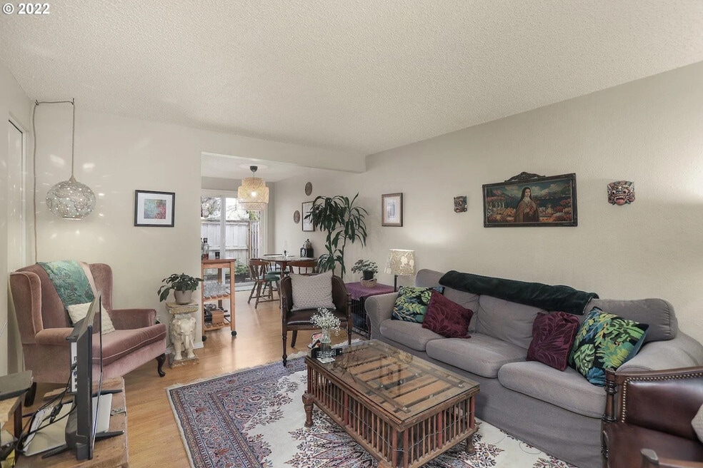 4167 SE Cesar e Chavez Blvd, Portland, OR 97202 - photo 1