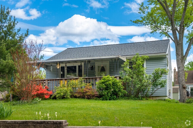 Ranch-style homes on large lawns nicely balance out their cozy interiors in Arbutus.