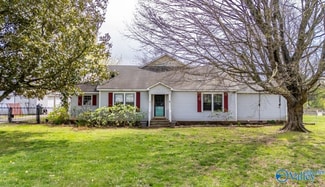 23554 Us-72, Athens, AL 35613