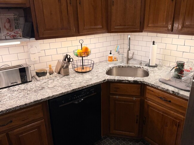 1037 N Damen Ave unit First Floor, Chicago, IL 60622 - photo 2