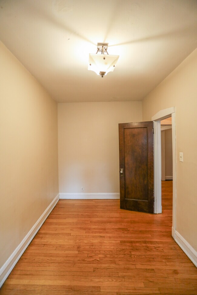 7717 N Sheridan Rd unit 2P, Chicago, IL 60626 - photo 7
