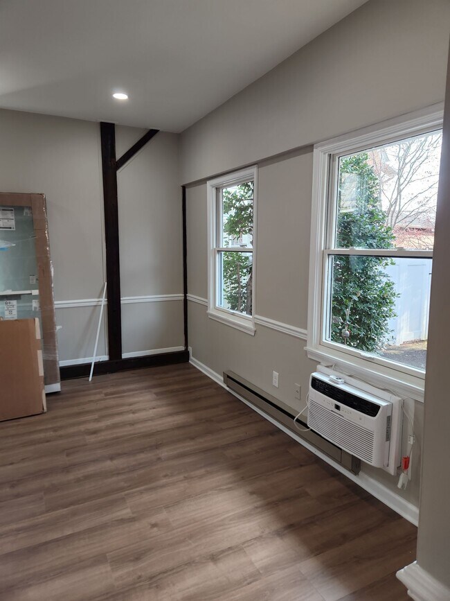 61 W Oakland Ave unit . C, Doylestown, PA 18901 - photo 5